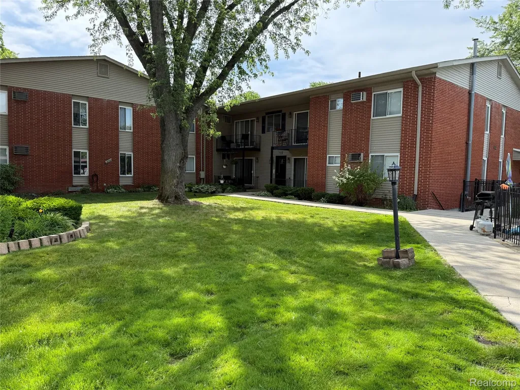 4109 Benjamin Avenue Royal Oak City MI 48073
