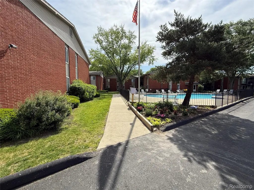 4109 Benjamin Avenue Royal Oak City MI 48073