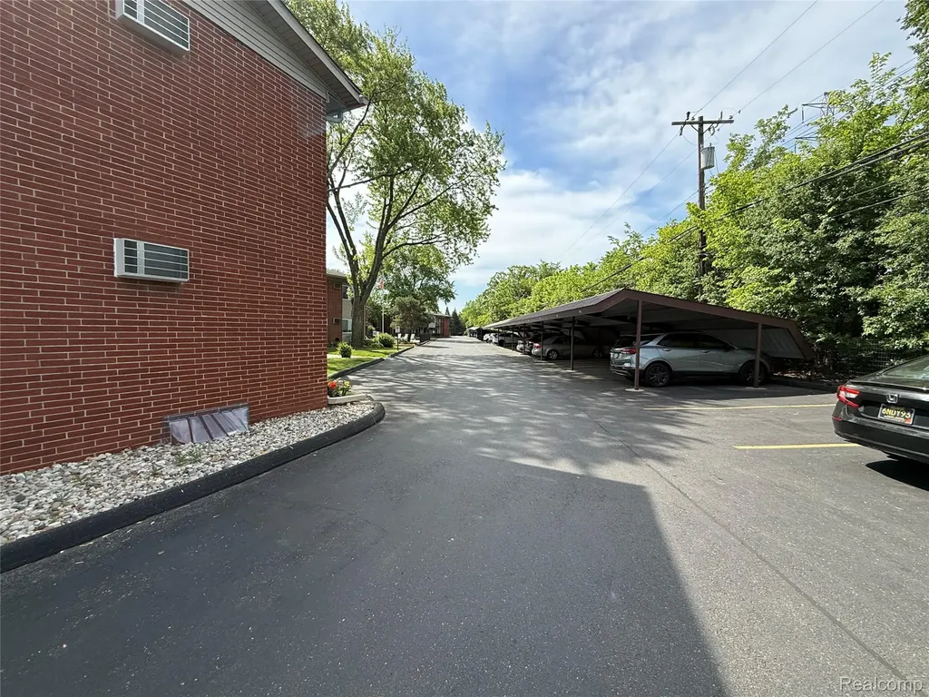 4109 Benjamin Avenue Royal Oak City MI 48073
