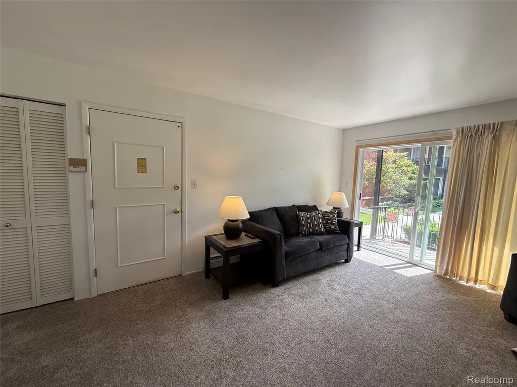 4109 Benjamin Avenue Royal Oak City MI 48073