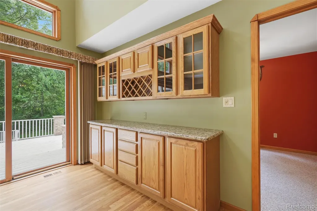 27967 Galien Drive Lyon Charter Township MI 48178