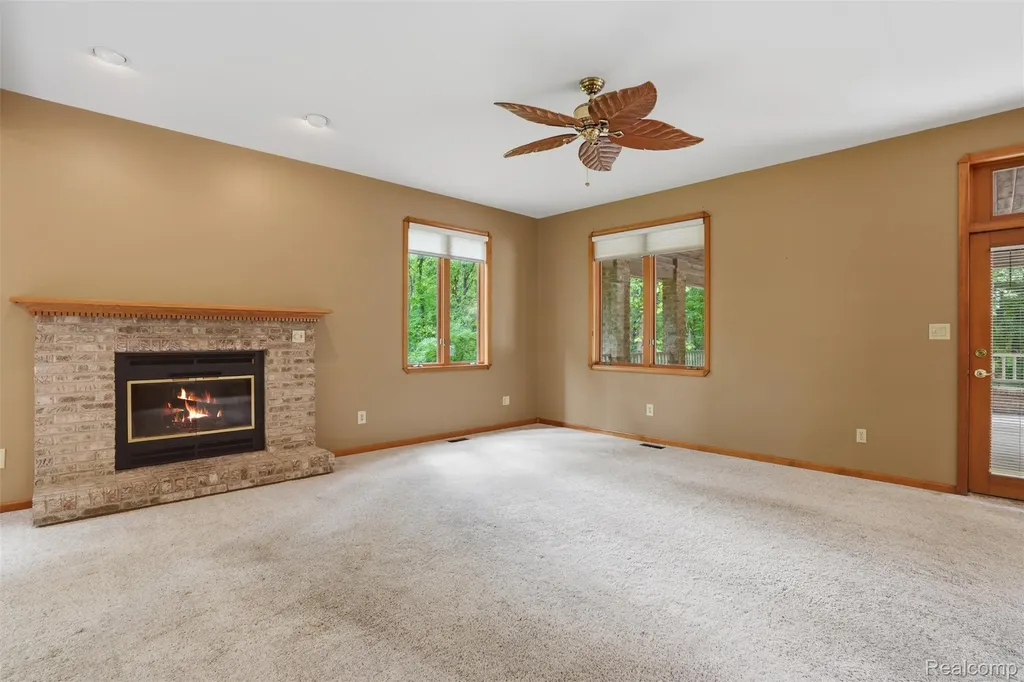 27967 Galien Drive Lyon Charter Township MI 48178