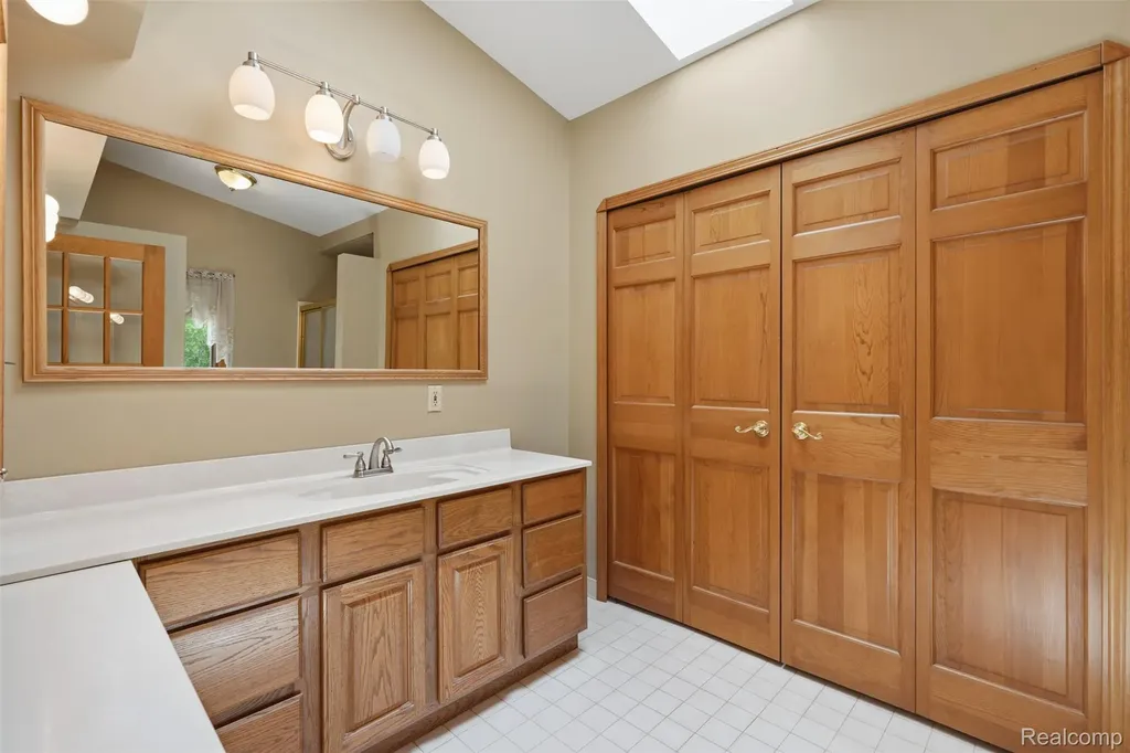27967 Galien Drive Lyon Charter Township MI 48178