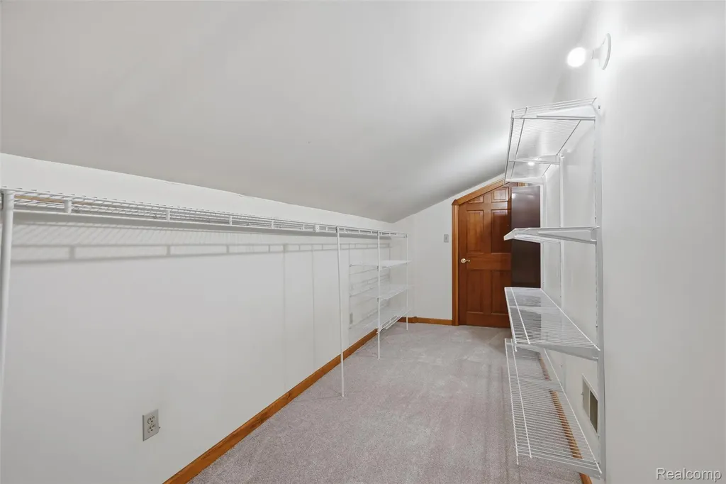 27967 Galien Drive Lyon Charter Township MI 48178