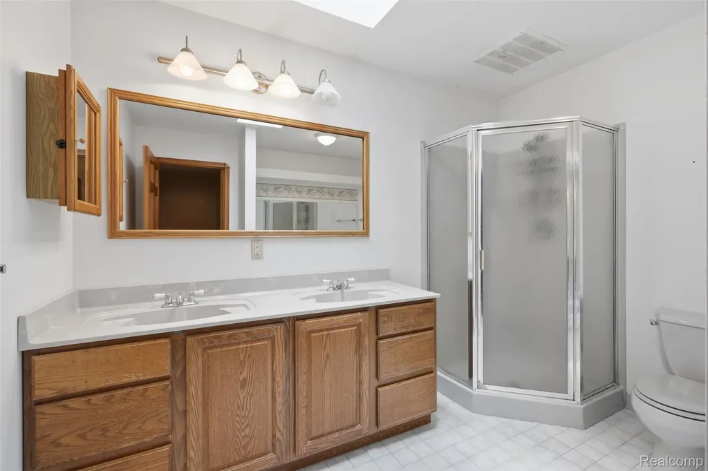 27967 Galien Drive Lyon Charter Township MI 48178