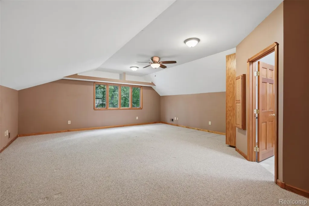 27967 Galien Drive Lyon Charter Township MI 48178