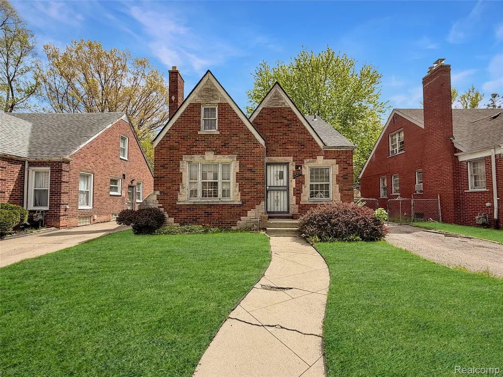13334 Elmdale Street Detroit City MI 48213