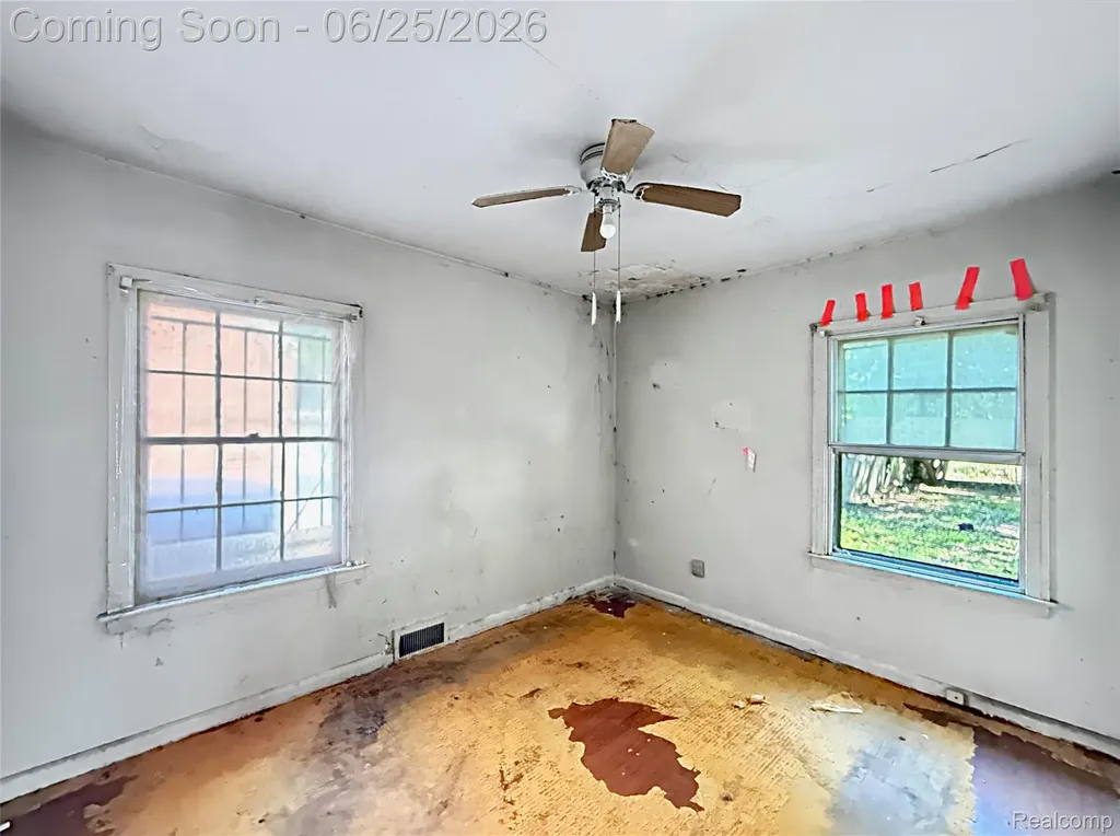 13334 Elmdale Street Detroit City MI 48213