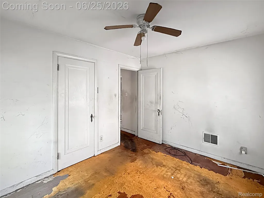13334 Elmdale Street Detroit City MI 48213