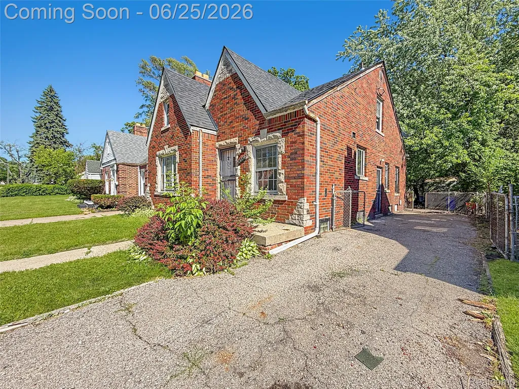 13334 Elmdale Street Detroit City MI 48213