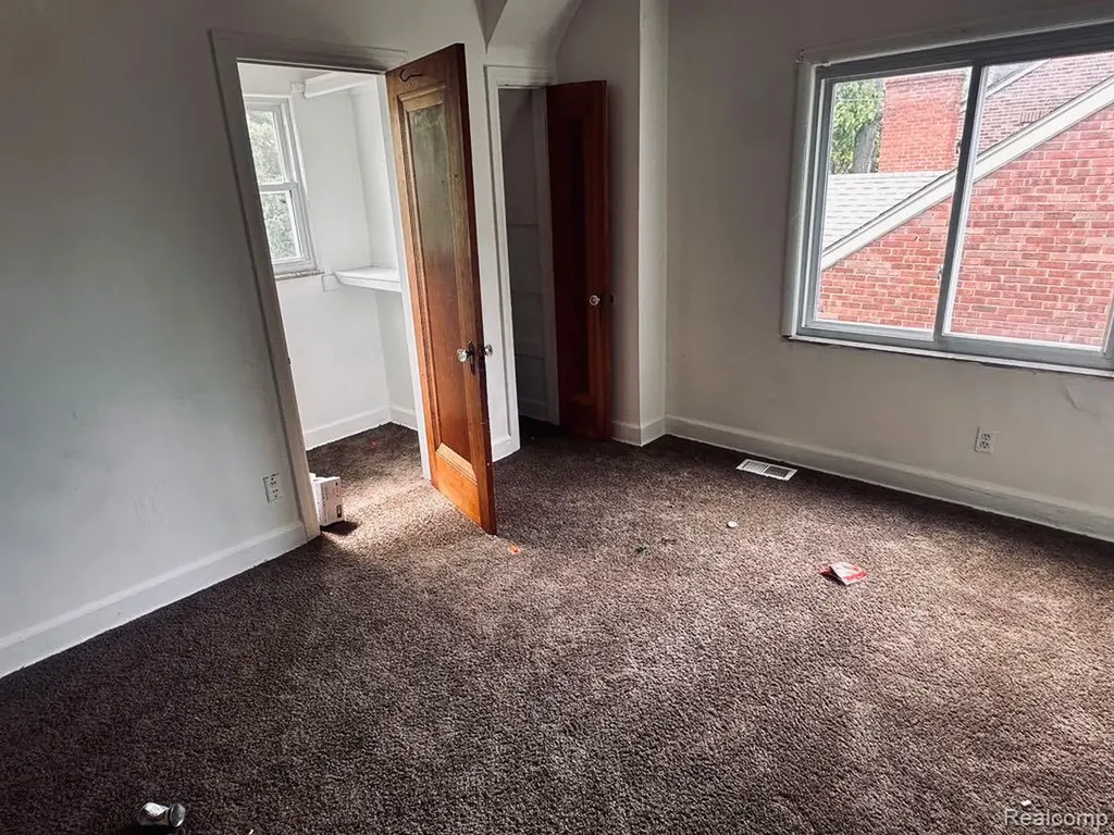 5050 Grayton Street Detroit City MI 48224