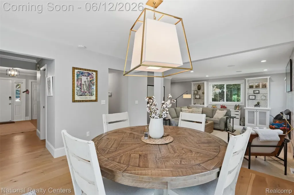 46490 Rockledge Drive Plymouth Charter Township MI 48170
