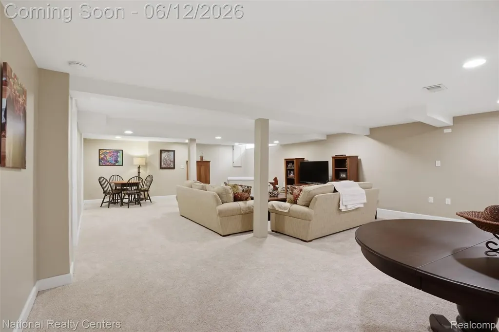 46490 Rockledge Drive Plymouth Charter Township MI 48170