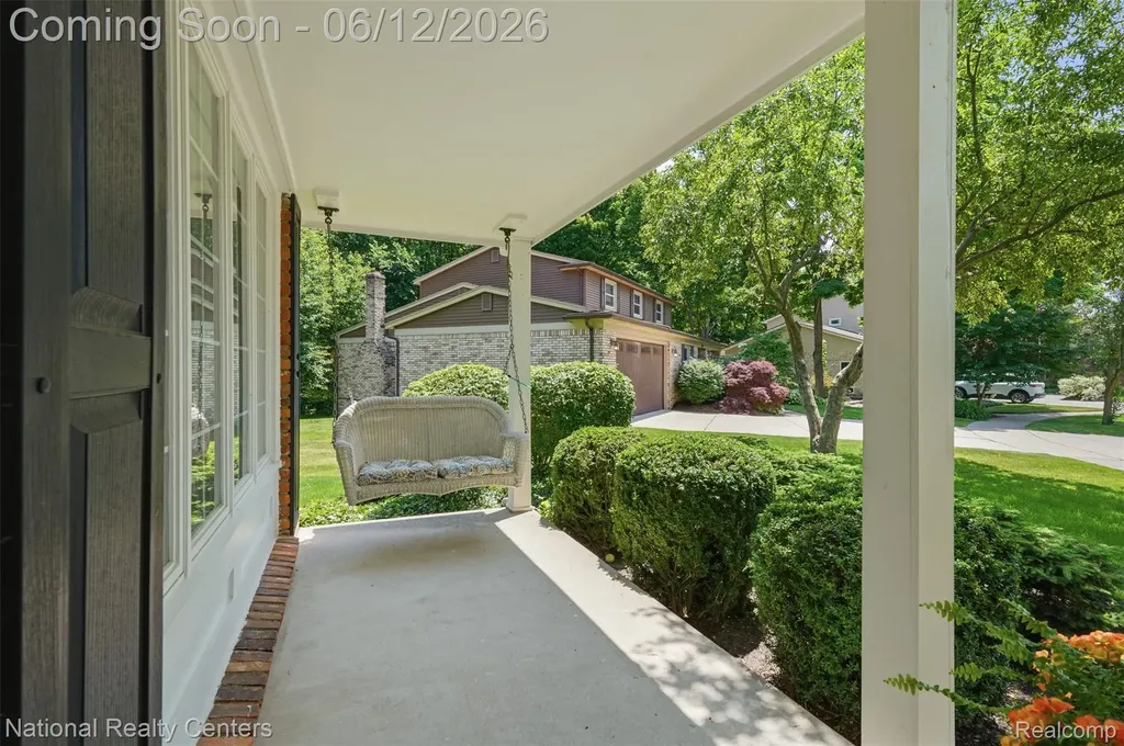 46490 Rockledge Drive Plymouth Charter Township MI 48170