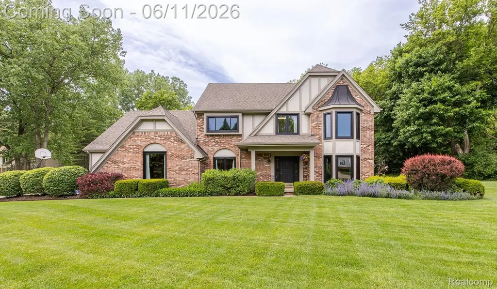 6563 Sun Valley Drive Independence Charter Township MI 48348