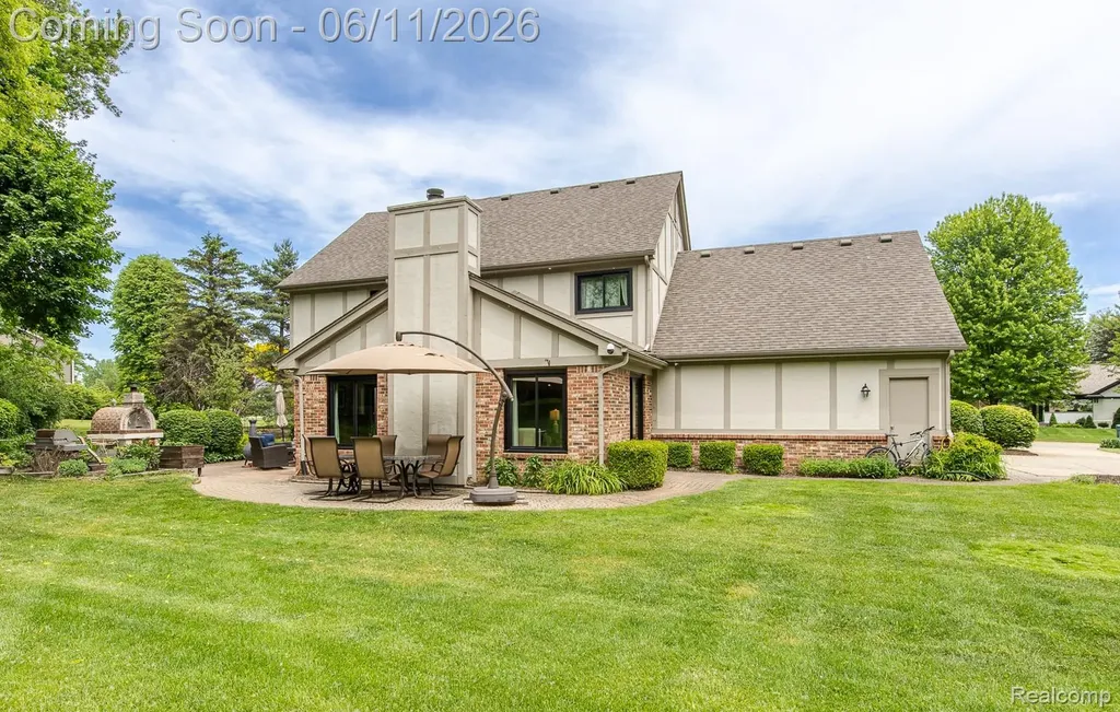 6563 Sun Valley Drive Independence Charter Township MI 48348