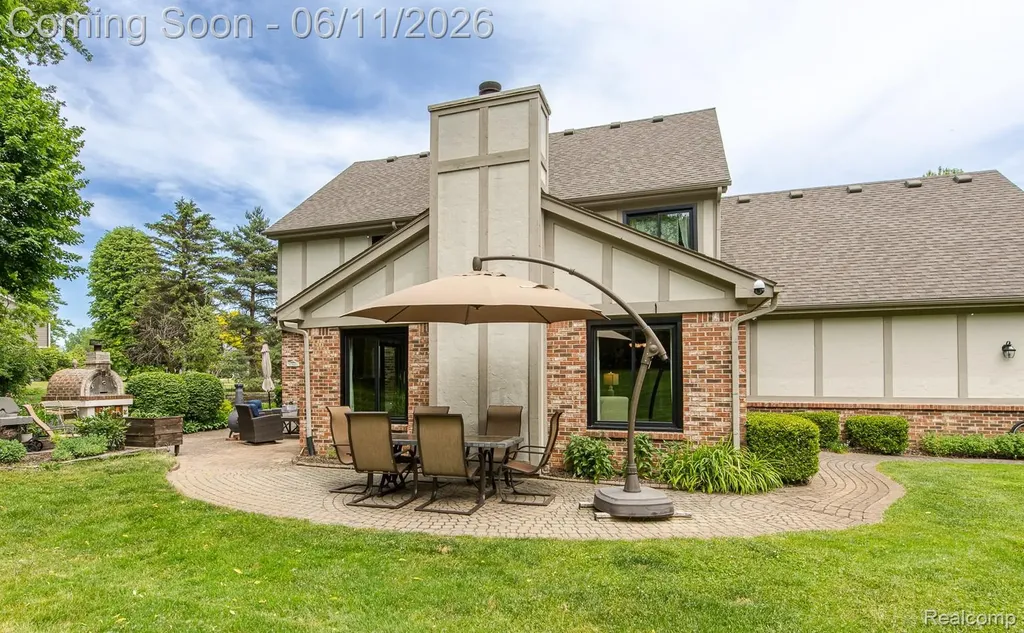 6563 Sun Valley Drive Independence Charter Township MI 48348