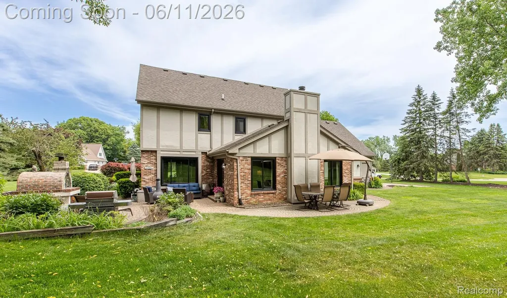 6563 Sun Valley Drive Independence Charter Township MI 48348