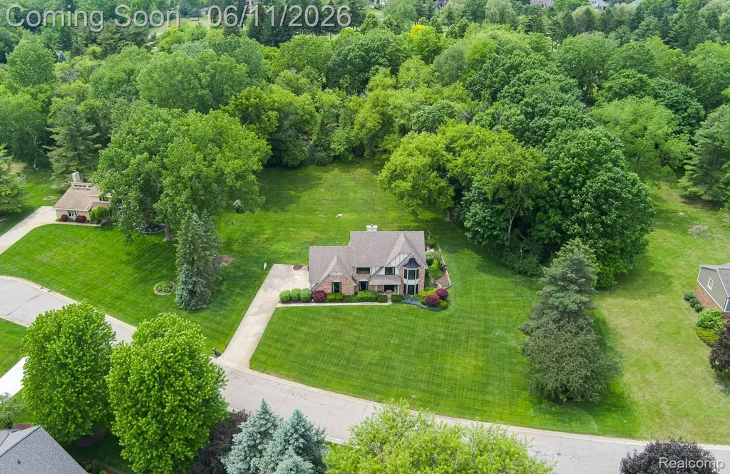 6563 Sun Valley Drive Independence Charter Township MI 48348