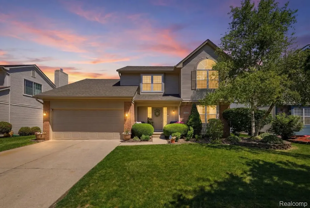 46604 Aarons Way Canton Charter Township MI 48188