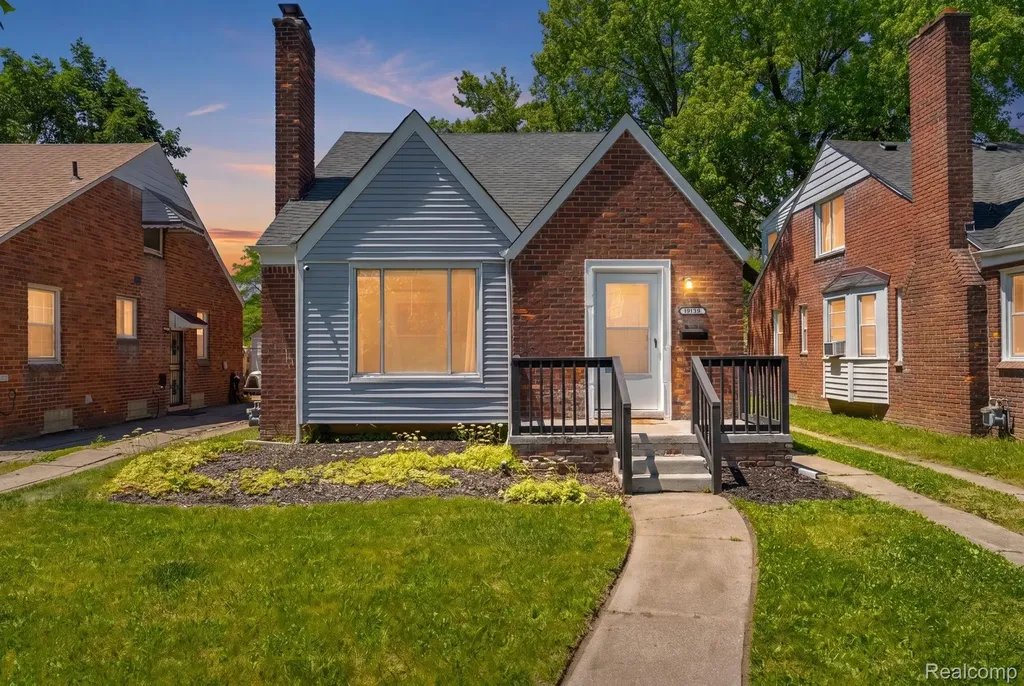 19139 Plainview Avenue Detroit City MI 48219