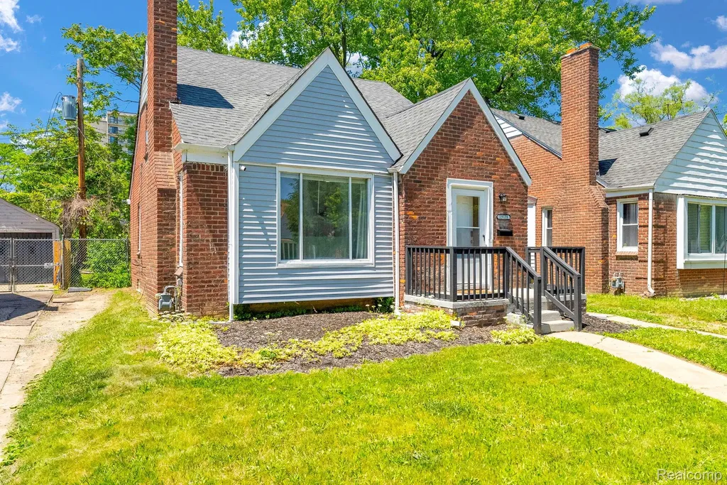 19139 Plainview Avenue Detroit City MI 48219
