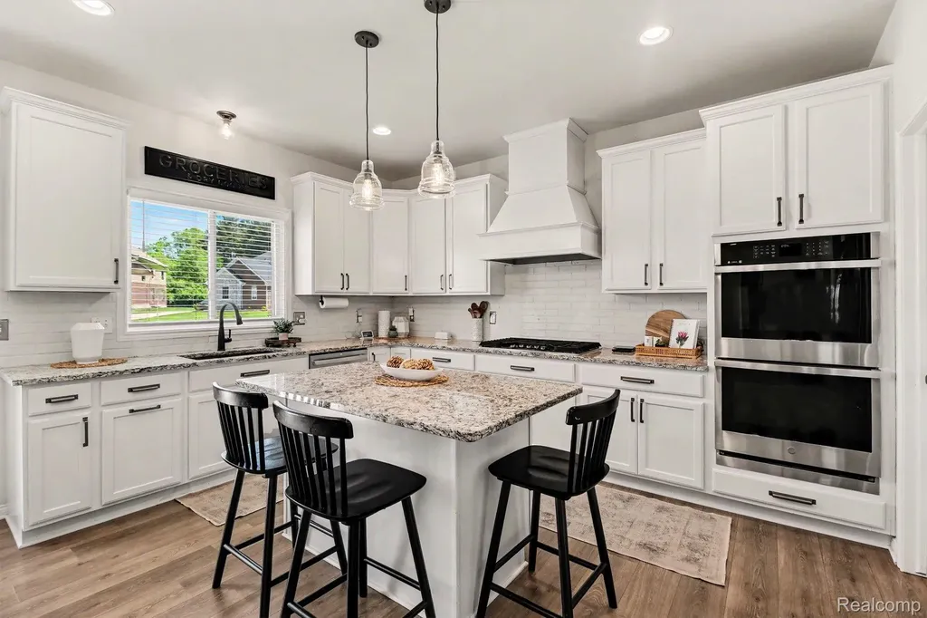 5531 Morgan Lake Drive Independence Charter Township MI 48348