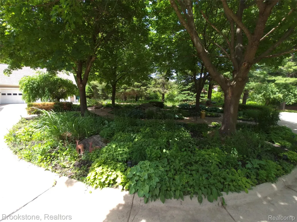 5910 Spring Valley Lane Dryden Township MI 48428