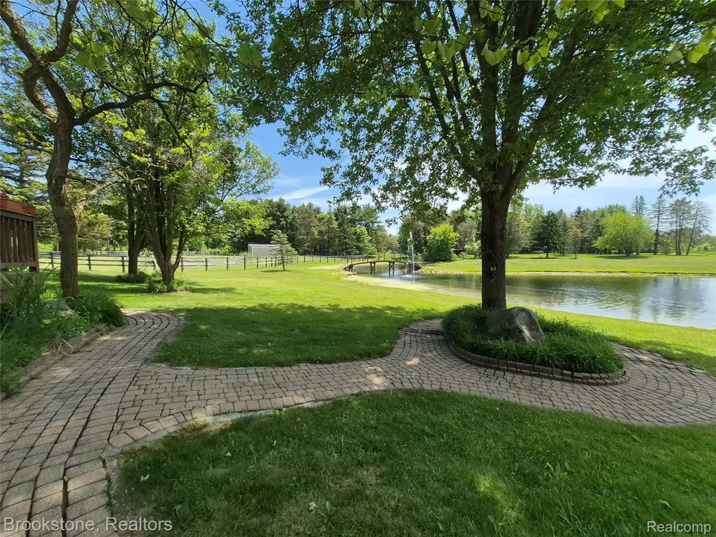 5910 Spring Valley Lane Dryden Township MI 48428