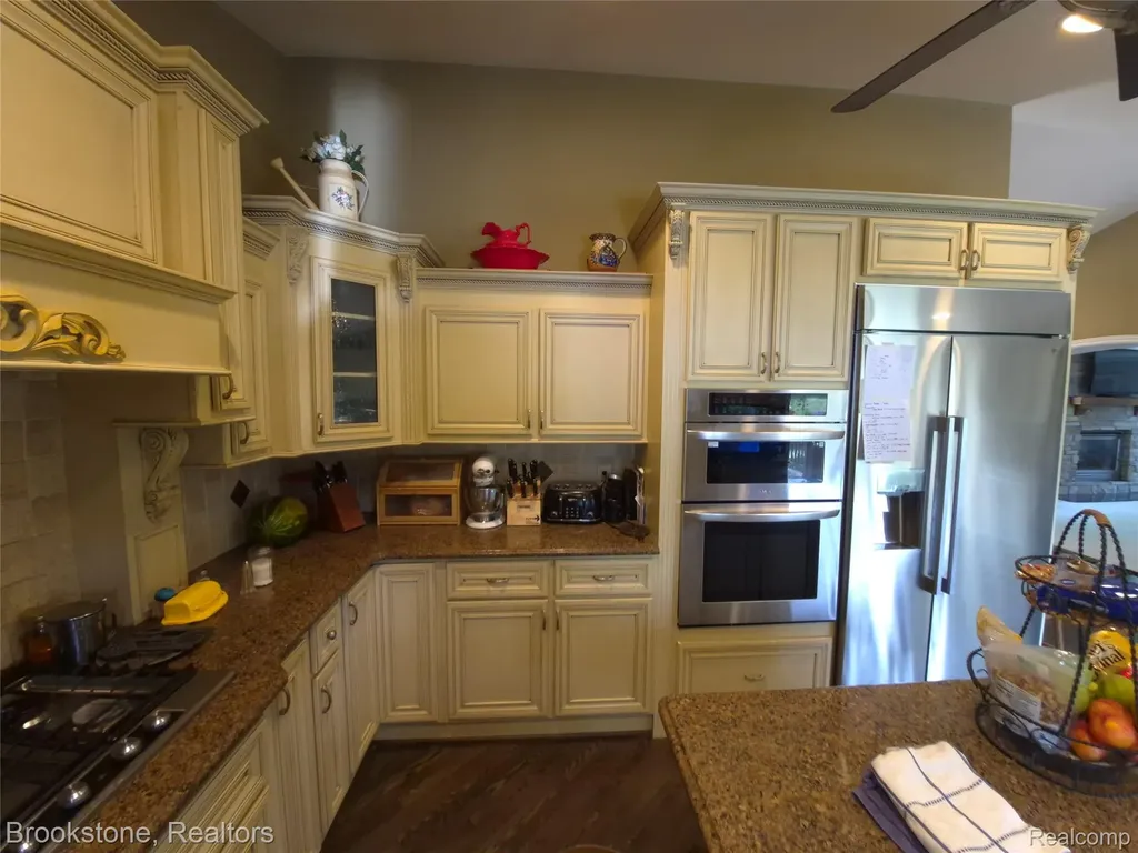 5910 Spring Valley Lane Dryden Township MI 48428
