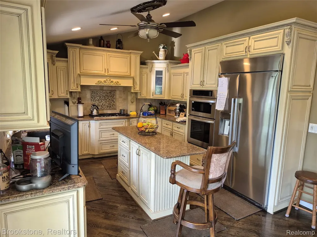 5910 Spring Valley Lane Dryden Township MI 48428