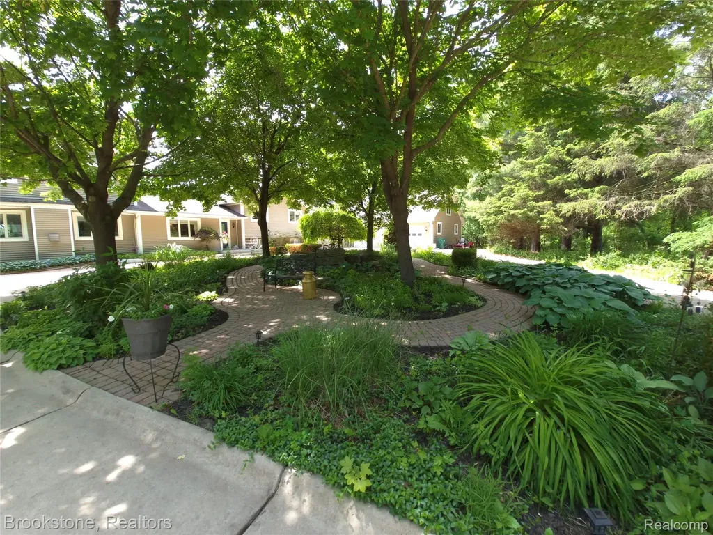 5910 Spring Valley Lane Dryden Township MI 48428