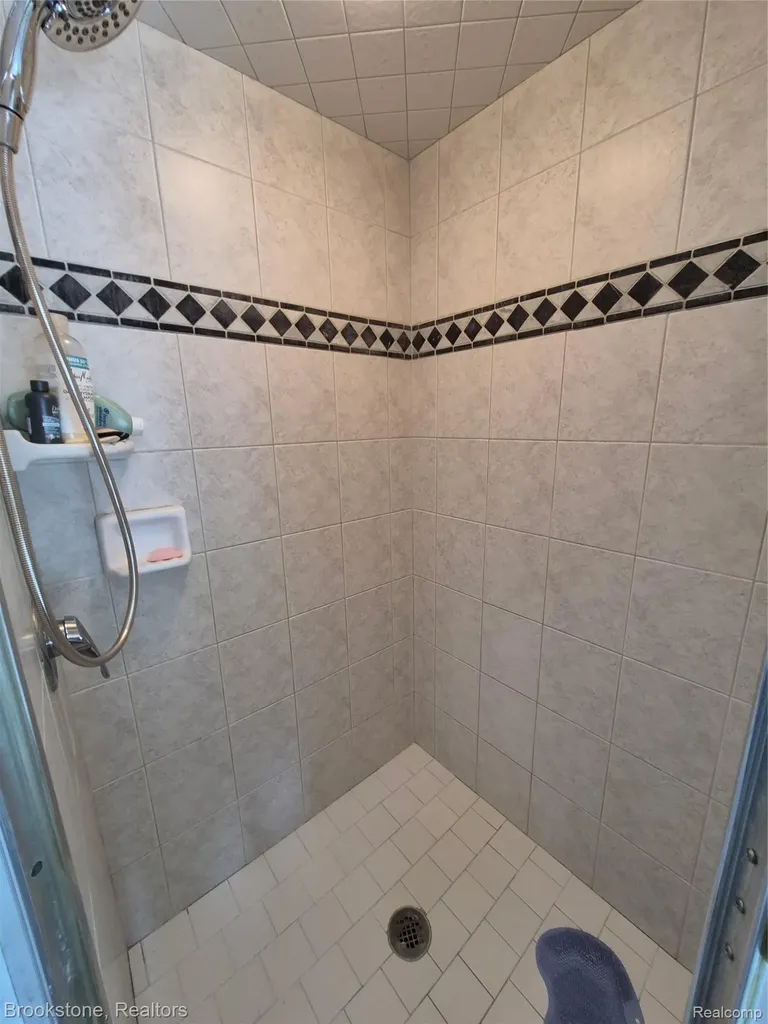 5910 Spring Valley Lane Dryden Township MI 48428