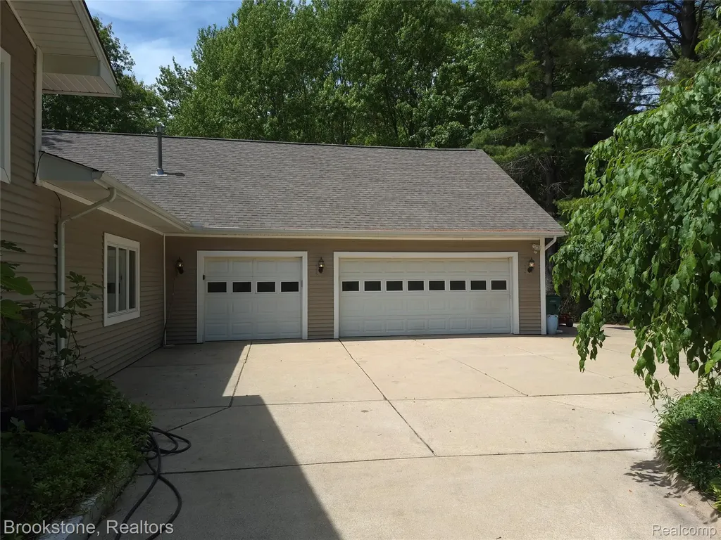 5910 Spring Valley Lane Dryden Township MI 48428