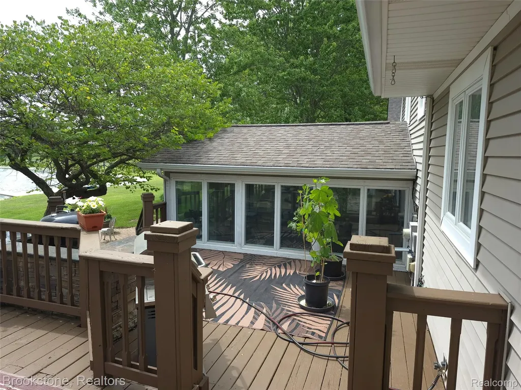 5910 Spring Valley Lane Dryden Township MI 48428