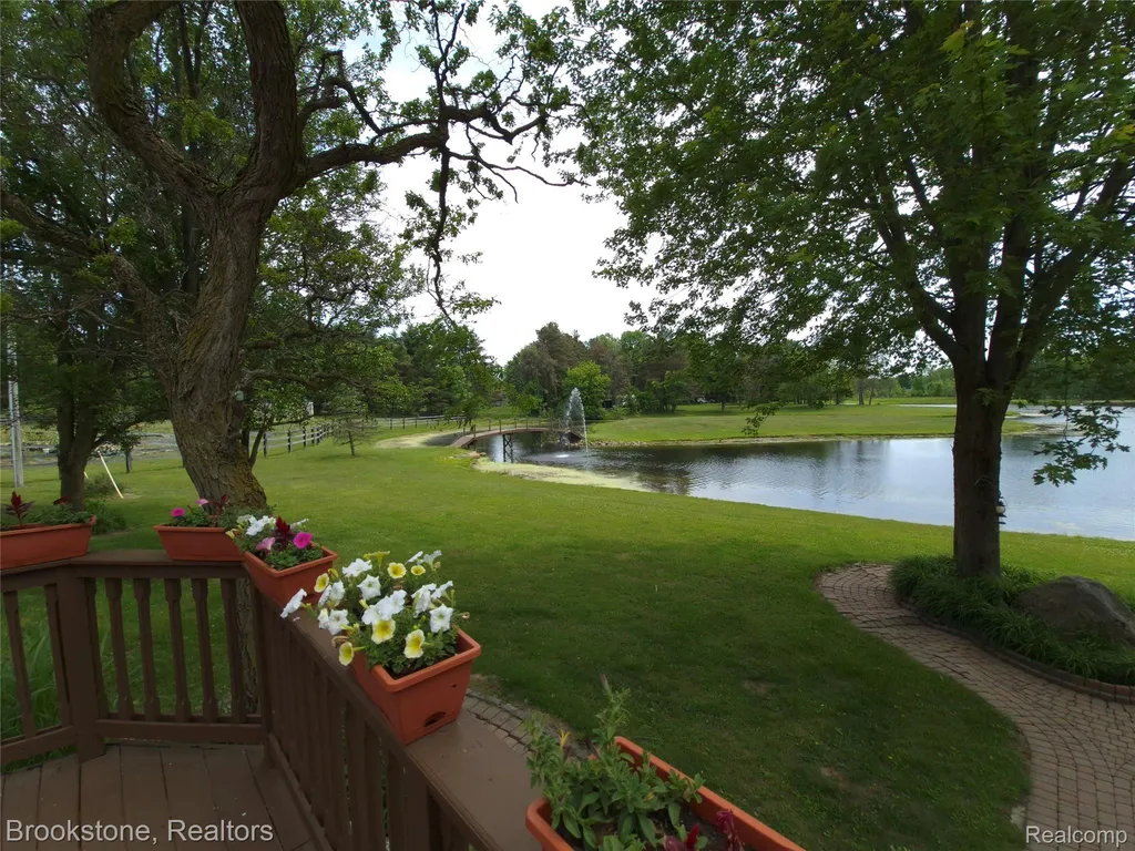 5910 Spring Valley Lane Dryden Township MI 48428