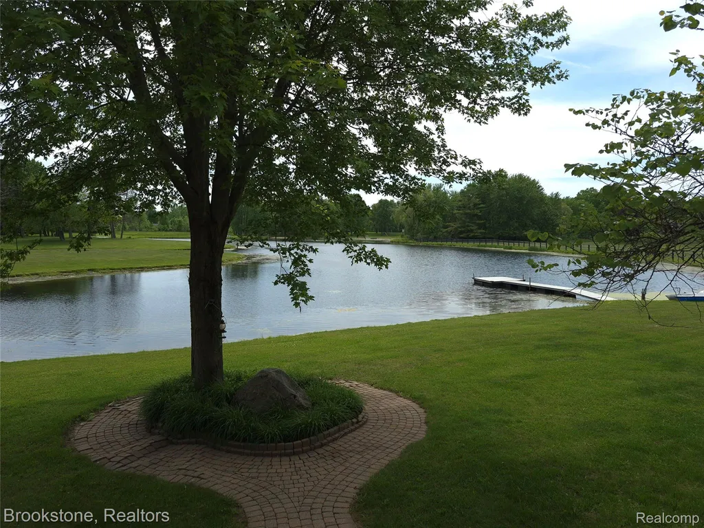 5910 Spring Valley Lane Dryden Township MI 48428