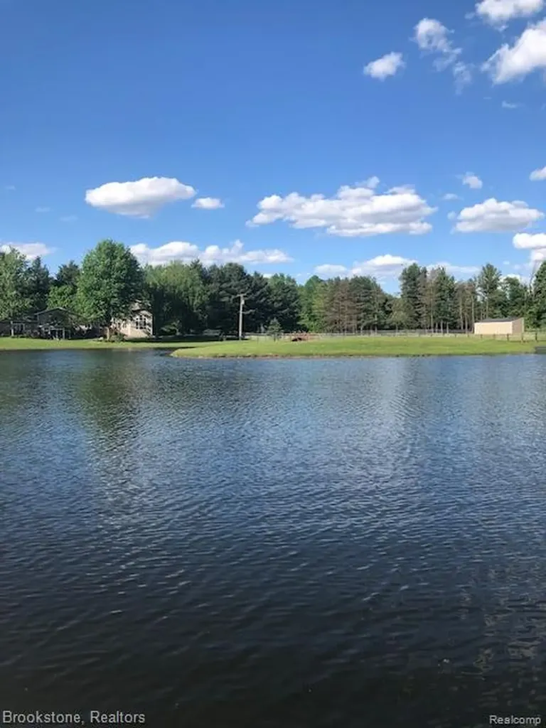 5910 Spring Valley Lane Dryden Township MI 48428