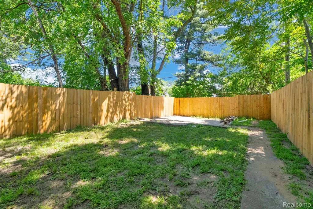 16646 Turner Street Detroit City MI 48221