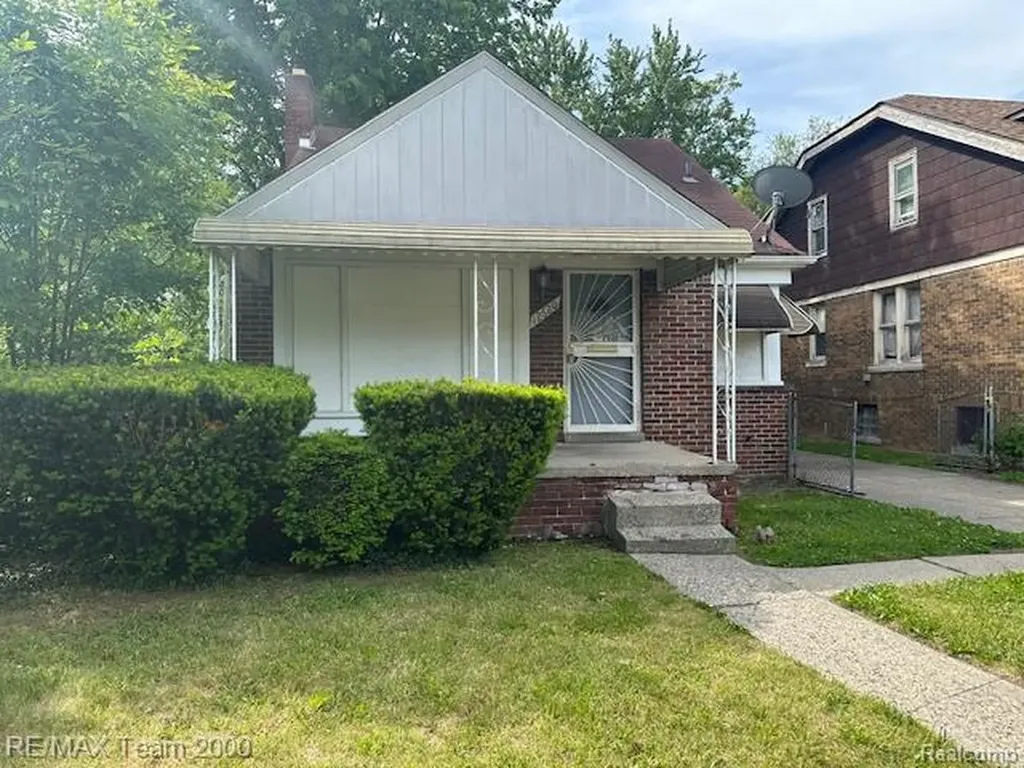 12620 Kilbourne Street Detroit City MI 48213