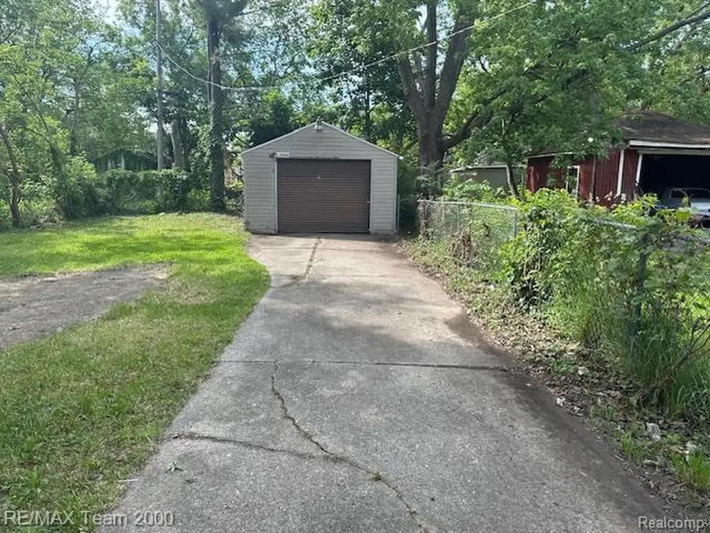 12620 Kilbourne Street Detroit City MI 48213