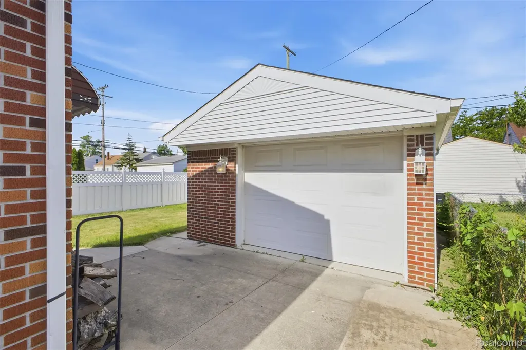 1130 Electric Street Wyandotte City MI 48192