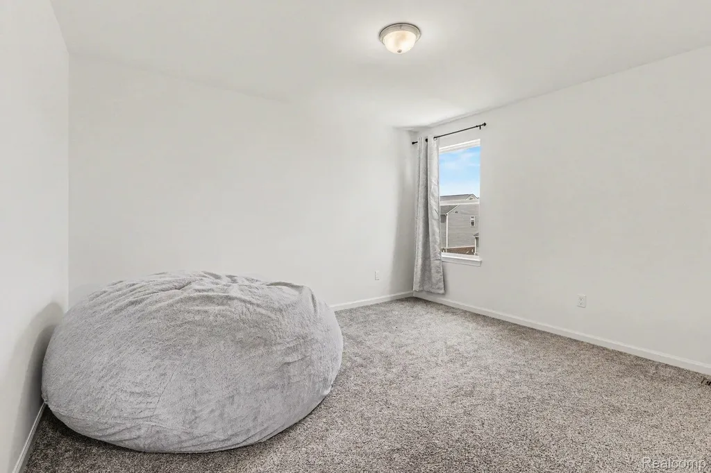 58648 Losino Drive Lyon Charter Township MI 48178