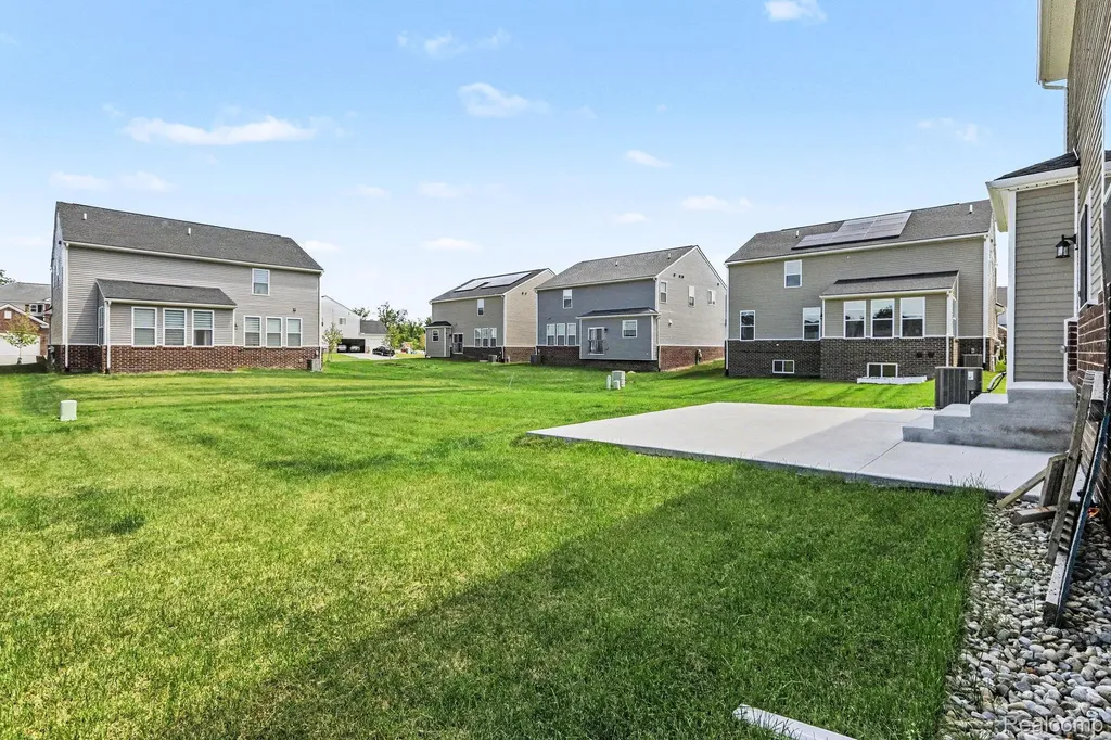 58648 Losino Drive Lyon Charter Township MI 48178