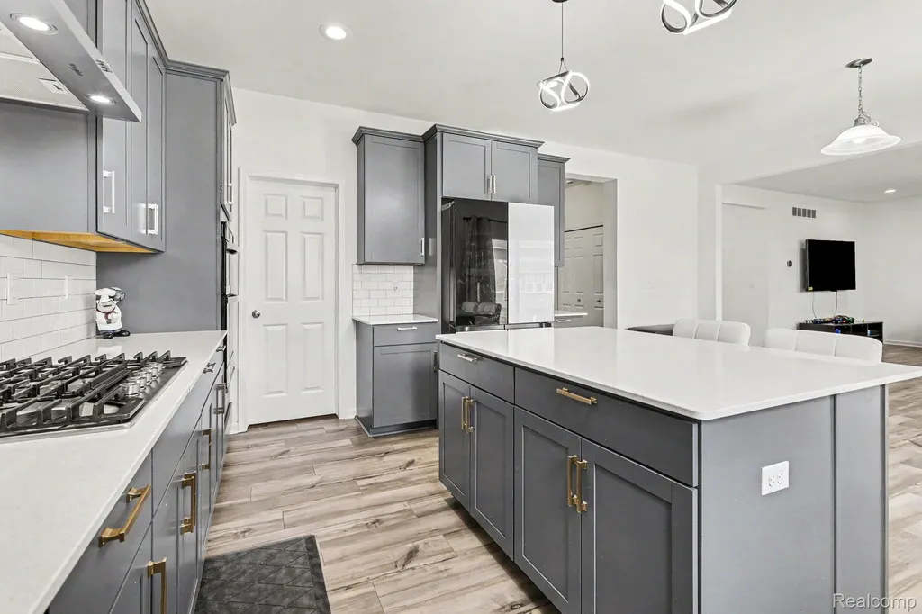 58648 Losino Drive Lyon Charter Township MI 48178