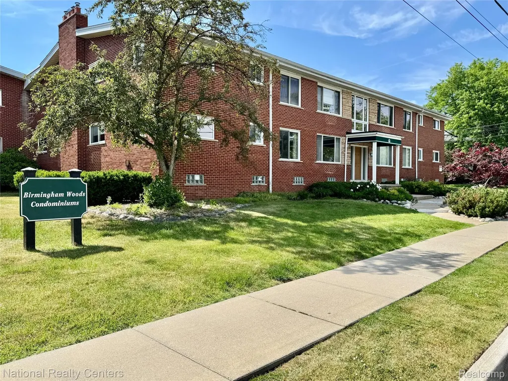 361 N Eton Street Birmingham City MI 48009