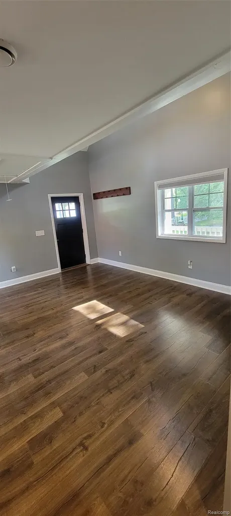 405 E Mill Street Capac Village MI 48014