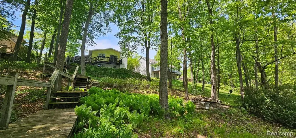 4840 N Flint Road Edenville Township MI 48657
