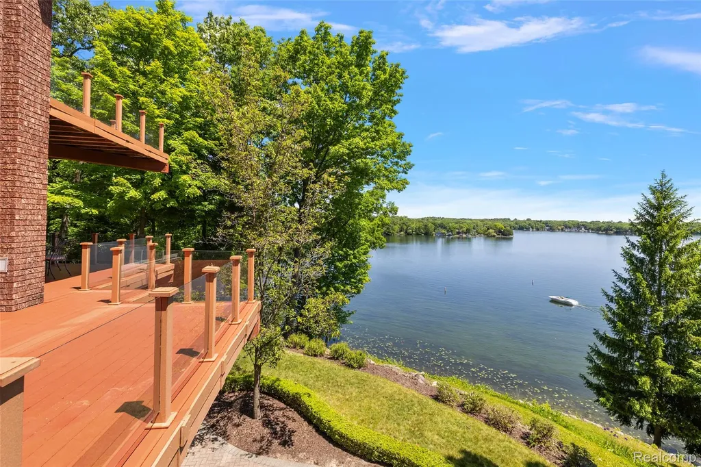 781 Windy Fields Court Addison Township MI 48367