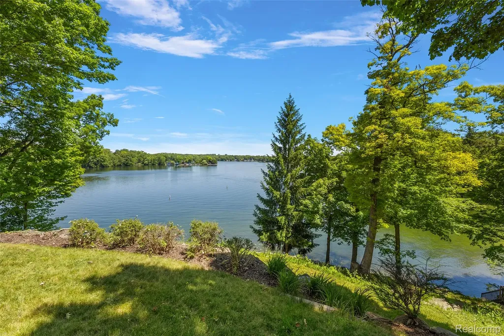 781 Windy Fields Court Addison Township MI 48367